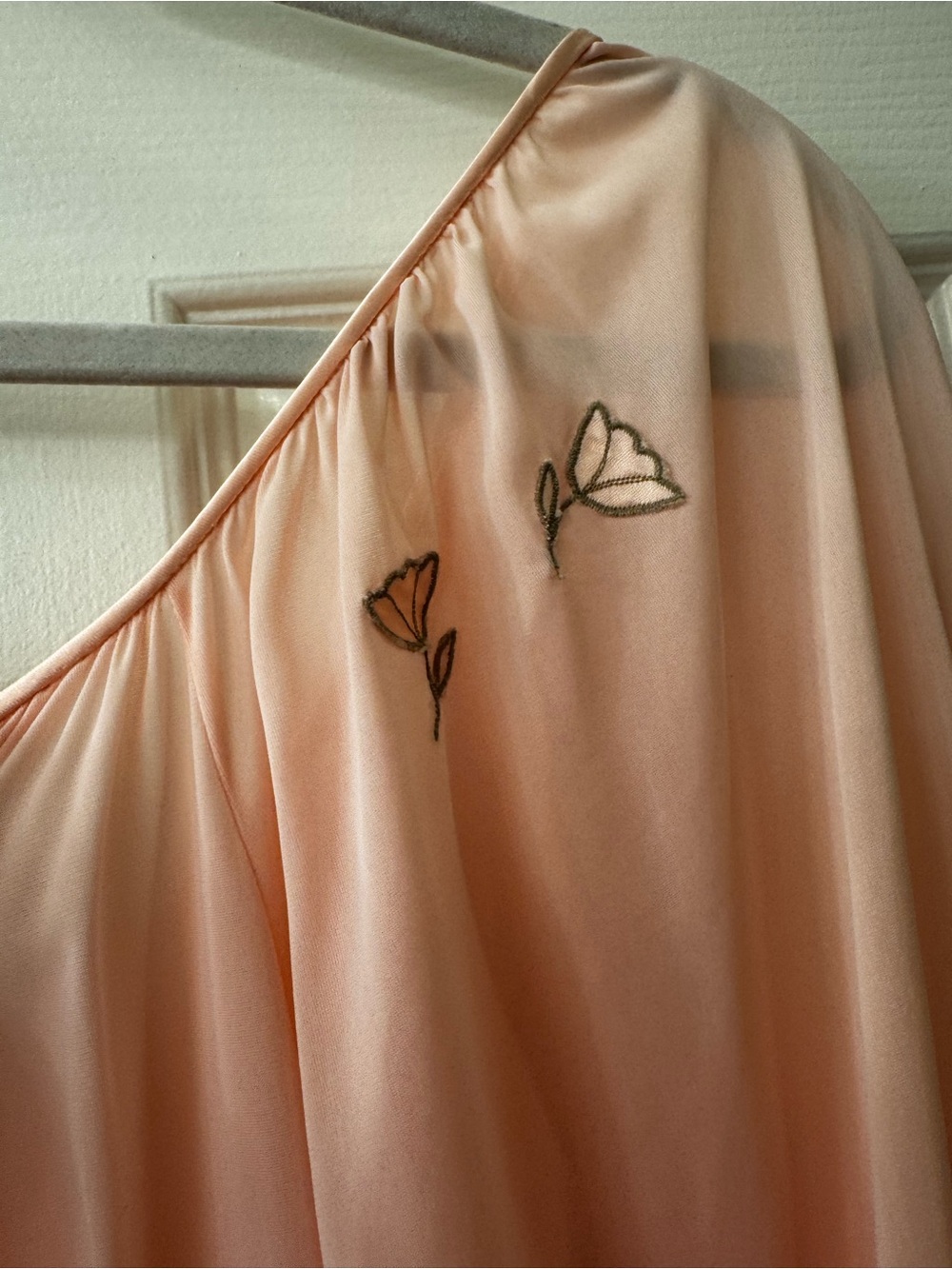 Vintage Lucie Ann Pink Delicate Ruffle Lace Cuffs Hem Subtle Floral Nightgown L - Picture 8 of 14